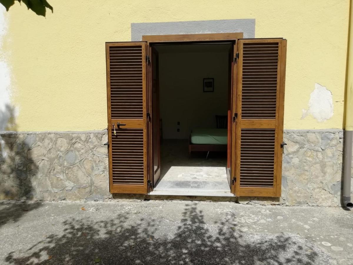 Villa Filomena Монтекориче Екстериор снимка